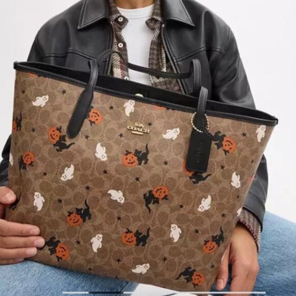 New Coach City Tote In Signature Canvas With Halloween Print CW450 - Picture 8 of 8